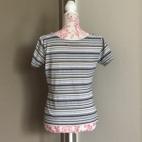 Express Top - Picture 3 of 6